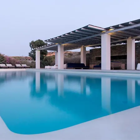Mel - Exclusive In Paros * Livadia (Paros)