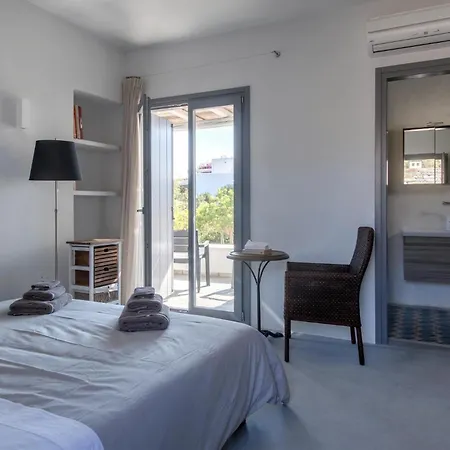 Villa Mel - Exclusive In Paros Livadia (Paros)